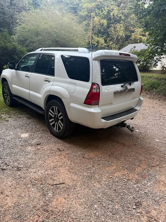 2005 Toyota 4Runner 4th Gen - Image 17 of 18