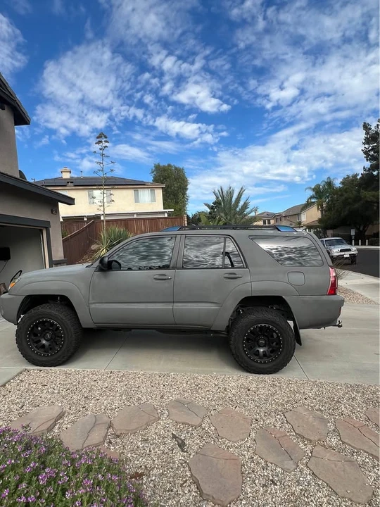 2005 Toyota 4Runner 4th Gen - Image 2 of 11