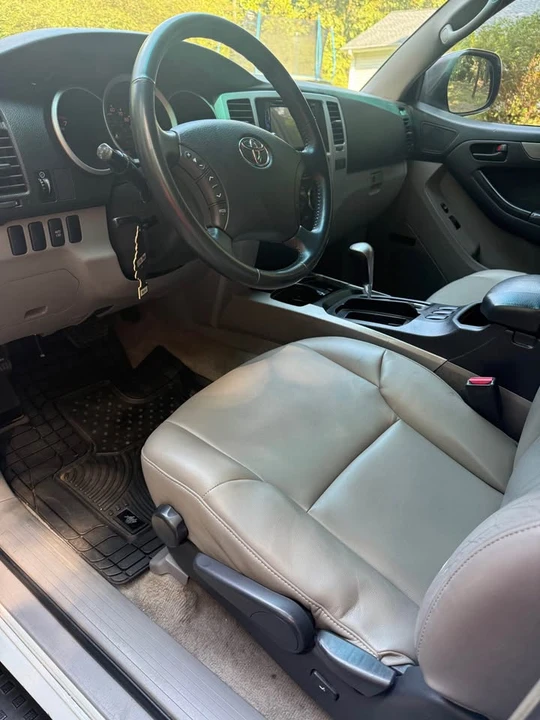 2005 Toyota 4Runner 4th Gen - Image 15 of 18