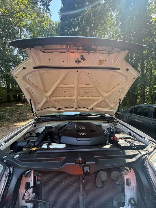 2005 Toyota 4Runner 4th Gen - Image 3 of 18