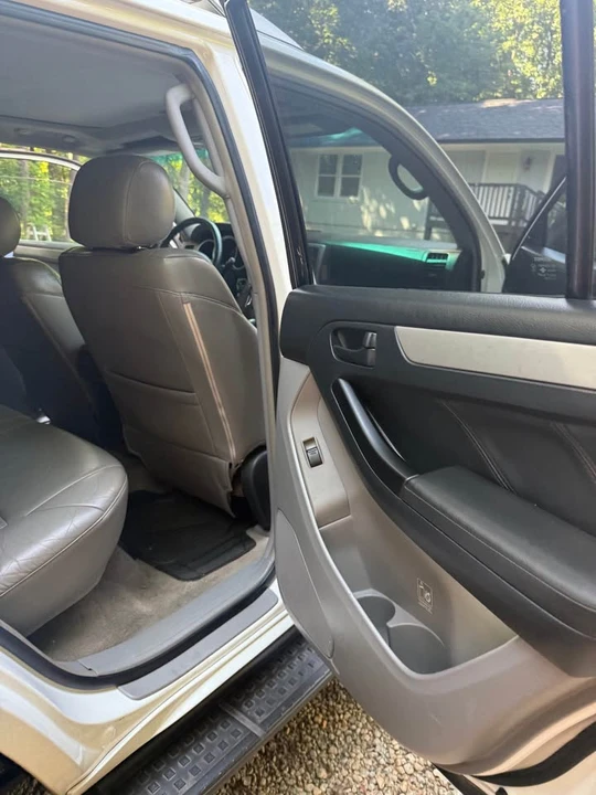 2005 Toyota 4Runner 4th Gen - Image 9 of 18