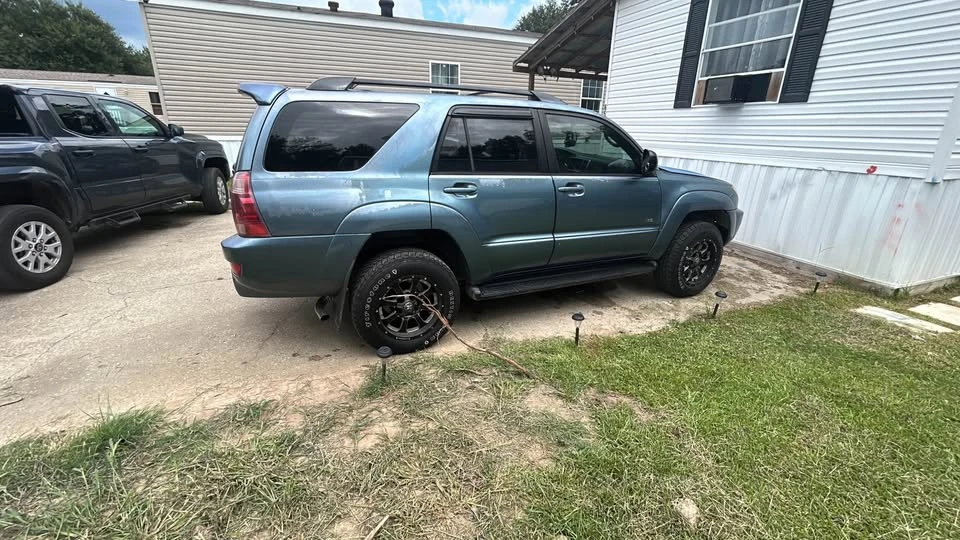 2005 Toyota 4Runner 4th Gen - Image 3 of 4