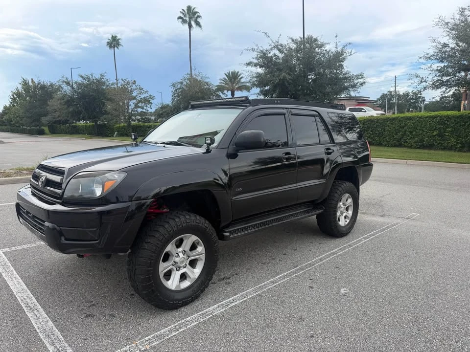 2005 Toyota 4Runner 4th Gen - Image 2 of 12
