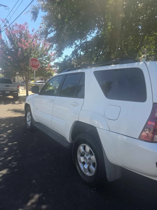 2005 Toyota 4Runner 4th Gen - Image 3 of 11