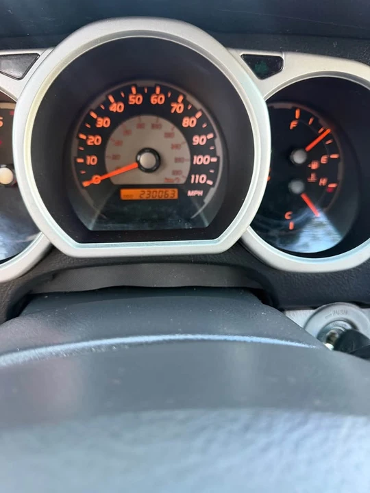 2005 Toyota 4Runner 4th Gen - Image 8 of 11
