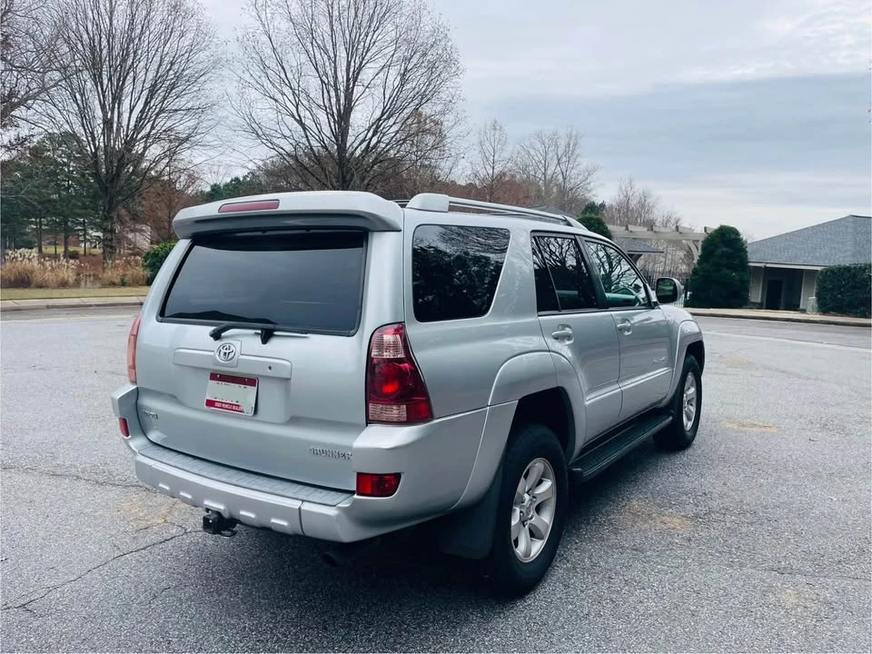 2005 Toyota 4Runner 4th Gen - Image 2 of 11