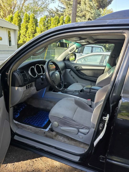 2005 Toyota 4Runner 4th Gen - Image 16 of 18