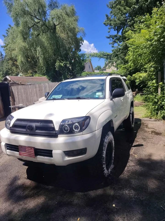 2005 Toyota 4Runner 4th Gen - Image 2 of 11