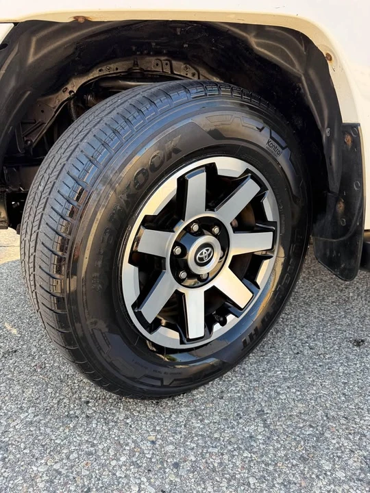 2005 Toyota 4Runner 4th Gen - Image 17 of 17