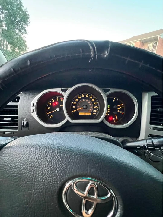 2005 Toyota 4Runner 4th Gen - Image 2 of 8