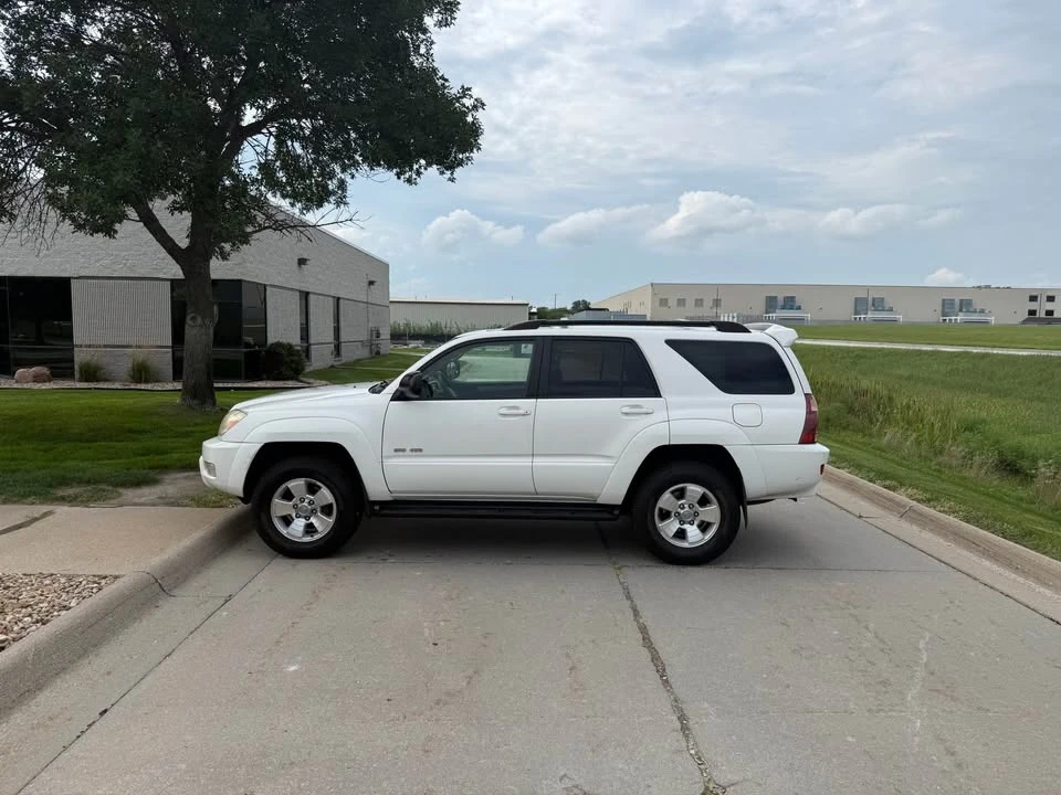 2005 Toyota 4Runner 4th Gen - Image 3 of 18