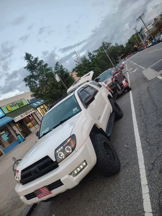 2005 Toyota 4Runner 4th Gen - Image 4 of 11