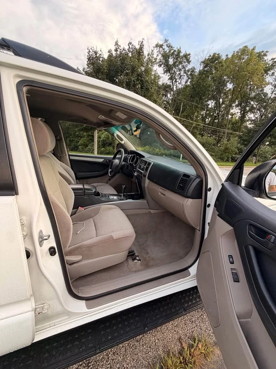 2005 Toyota 4Runner 4th Gen - Image 7 of 10