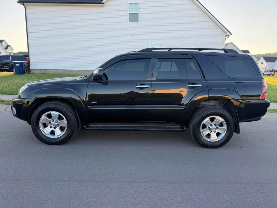 2005 Toyota 4Runner 4th Gen - Image 2 of 19