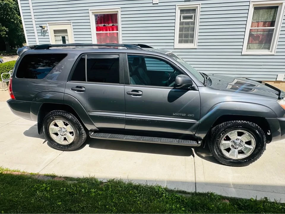 2005 Toyota 4Runner 4th Gen - Image 5 of 11