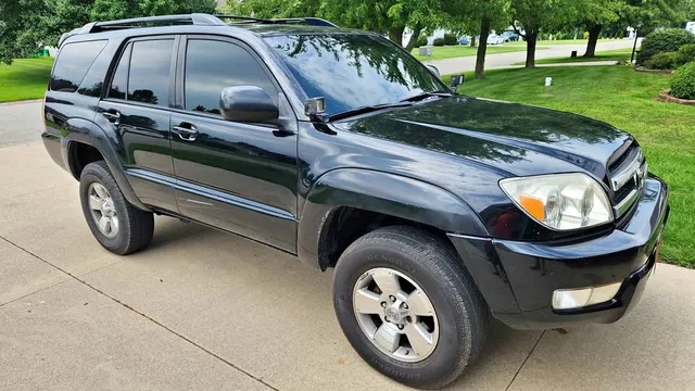 2005 Toyota 4Runner SR5 Sport Utility 4D