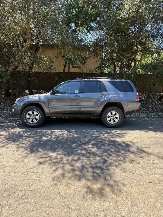 2005 Toyota 4Runner 4th Gen - Image 3 of 9