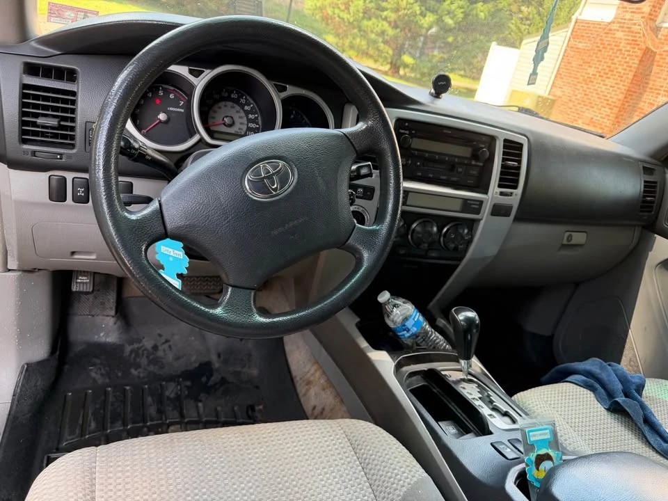 2005 Toyota 4Runner 4th Gen - Image 10 of 14