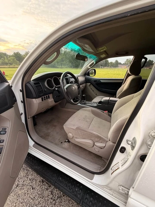 2005 Toyota 4Runner 4th Gen - Image 5 of 10