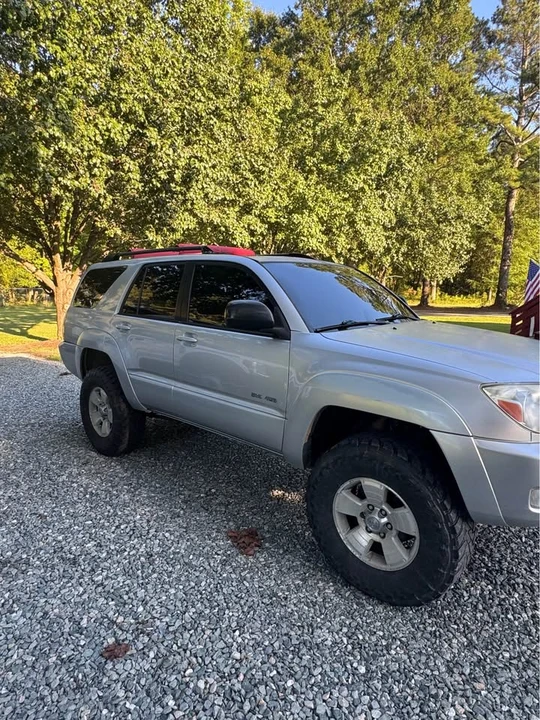 2005 Toyota 4Runner 4th Gen - Image 2 of 8