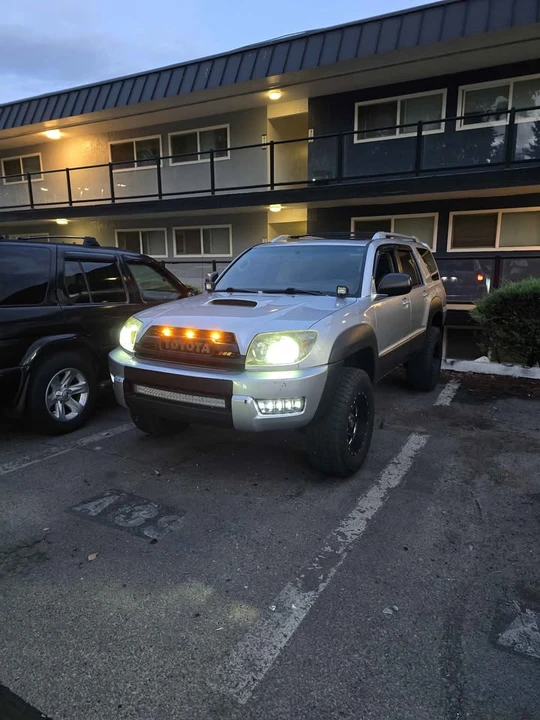 2005 Toyota 4Runner 4th Gen - Image 2 of 7