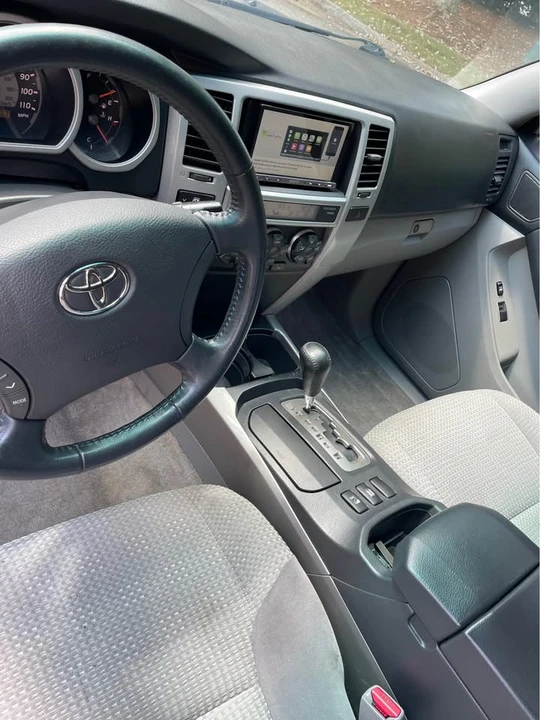 2005 Toyota 4Runner 4th Gen - Image 14 of 19