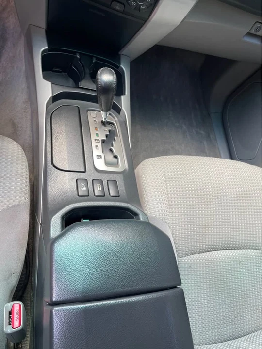 2005 Toyota 4Runner 4th Gen - Image 16 of 19