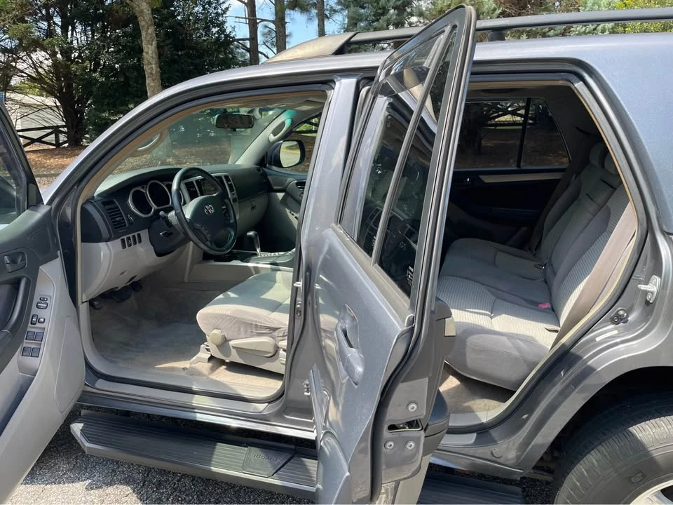 2005 Toyota 4Runner 4th Gen - Image 8 of 19