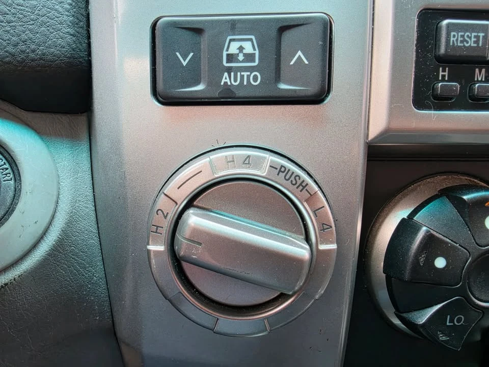 2005 Toyota 4Runner 4th Gen - Image 17 of 20