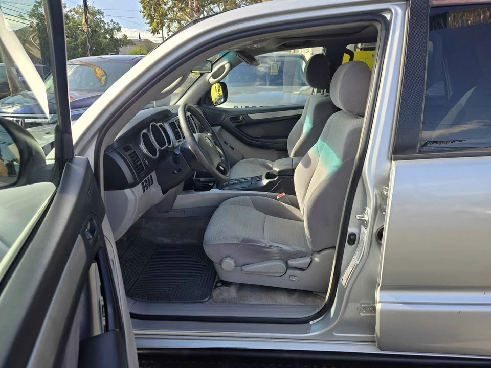 2005 Toyota 4Runner 4th Gen - Image 8 of 20