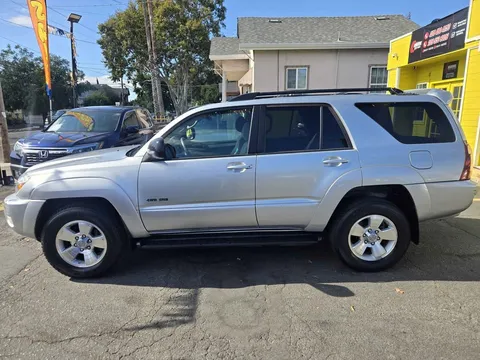 2005 Toyota 4Runner SR5 Sport Utility 4D