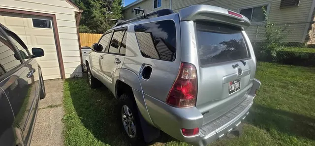 2005 Toyota 4Runner SR5 Sport Utility 4D