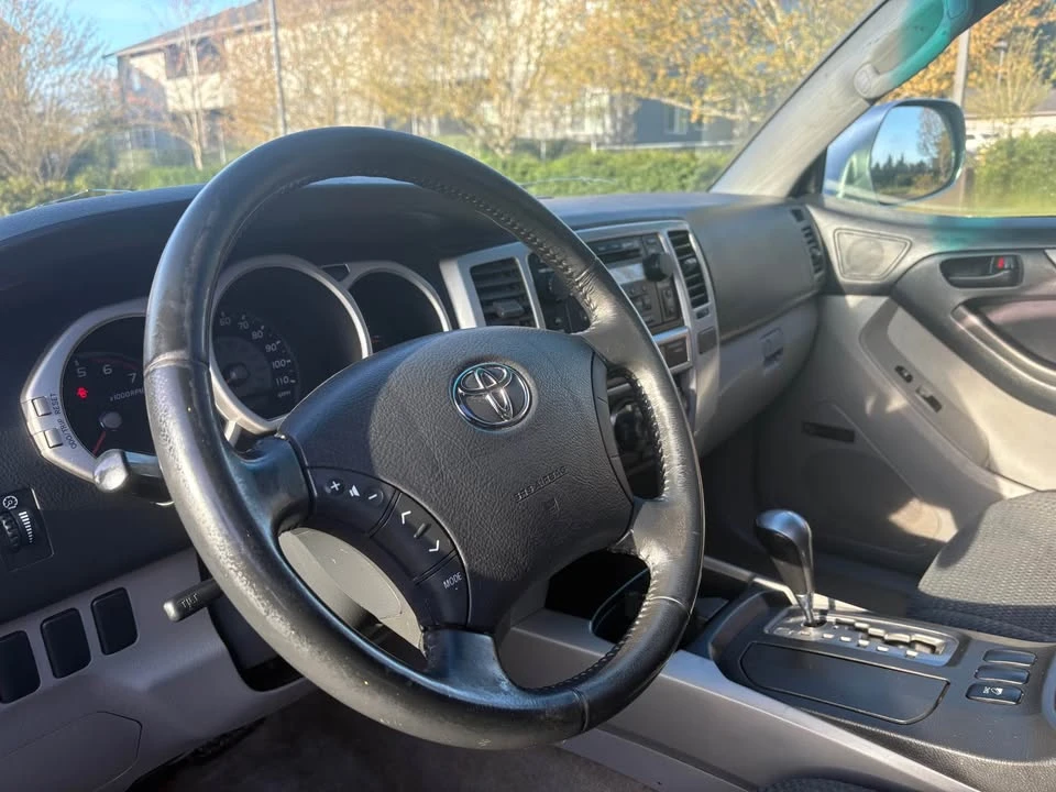 2005 Toyota 4Runner 4th Gen - Image 10 of 14