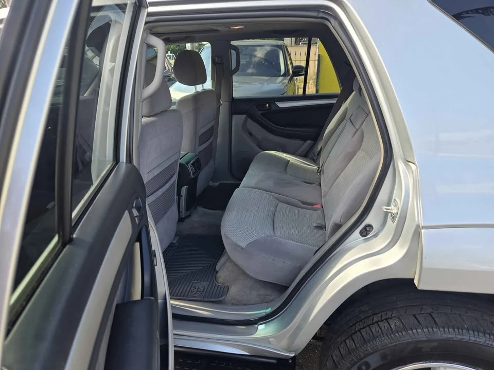 2005 Toyota 4Runner 4th Gen - Image 9 of 20