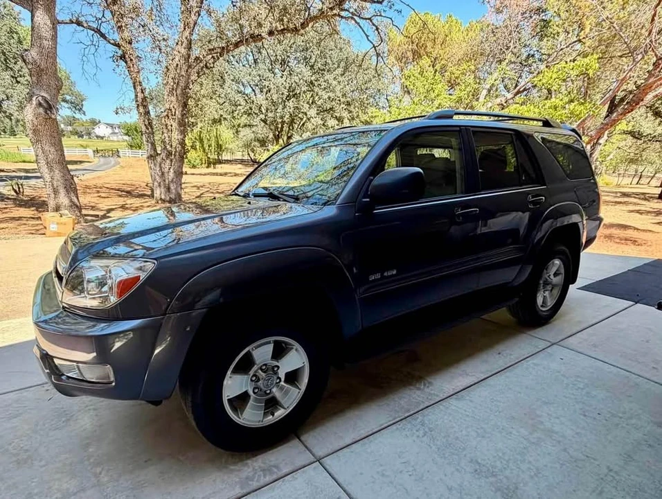 2005 Toyota 4Runner 4th Gen - Image 2 of 19