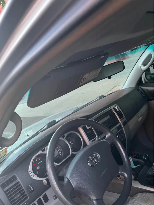 2005 Toyota 4Runner 4th Gen - Image 2 of 18