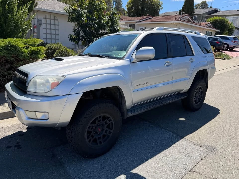 2005 Toyota 4Runner 4th Gen - Image 2 of 9
