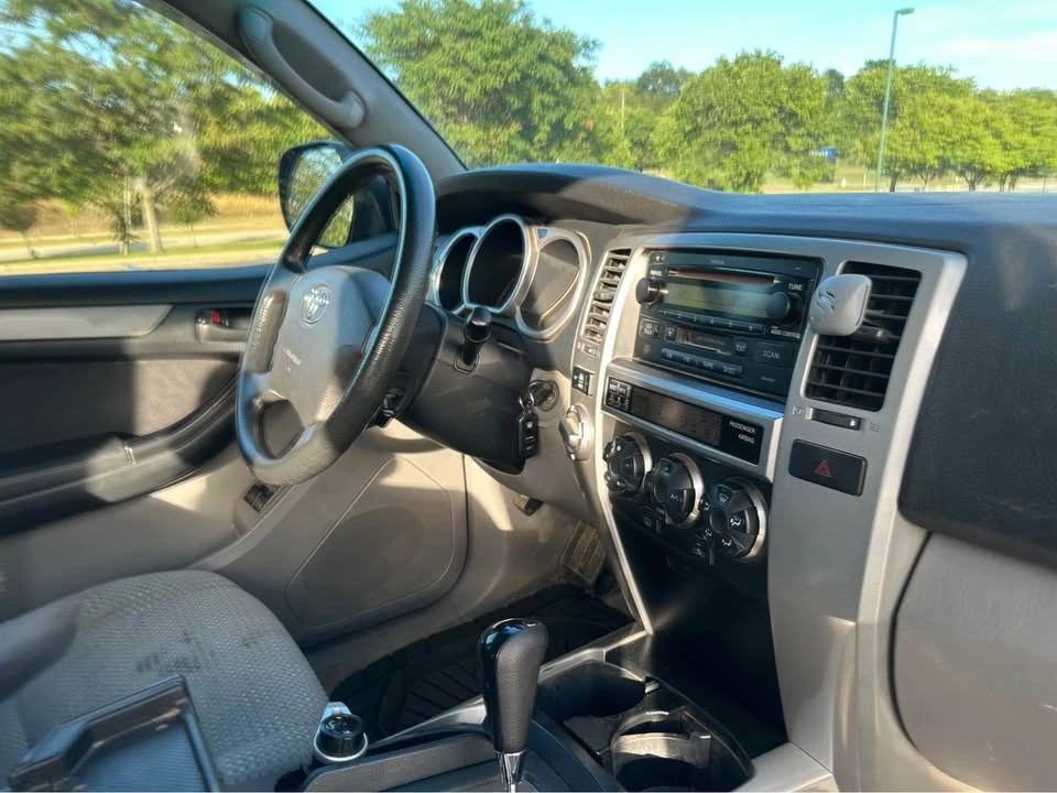 2005 Toyota 4Runner 4th Gen - Image 9 of 13
