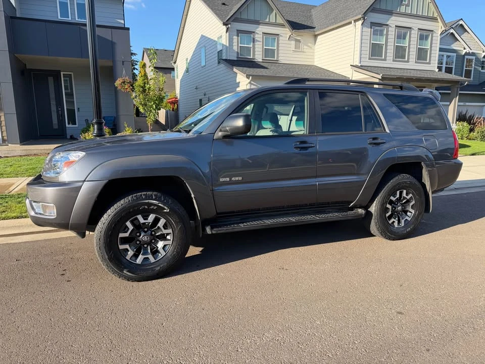 2005 Toyota 4Runner 4th Gen - Image 2 of 17
