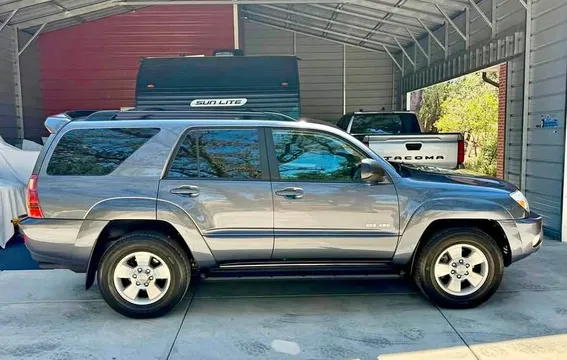 2005 Toyota 4Runner SR5 Sport Utility 4D