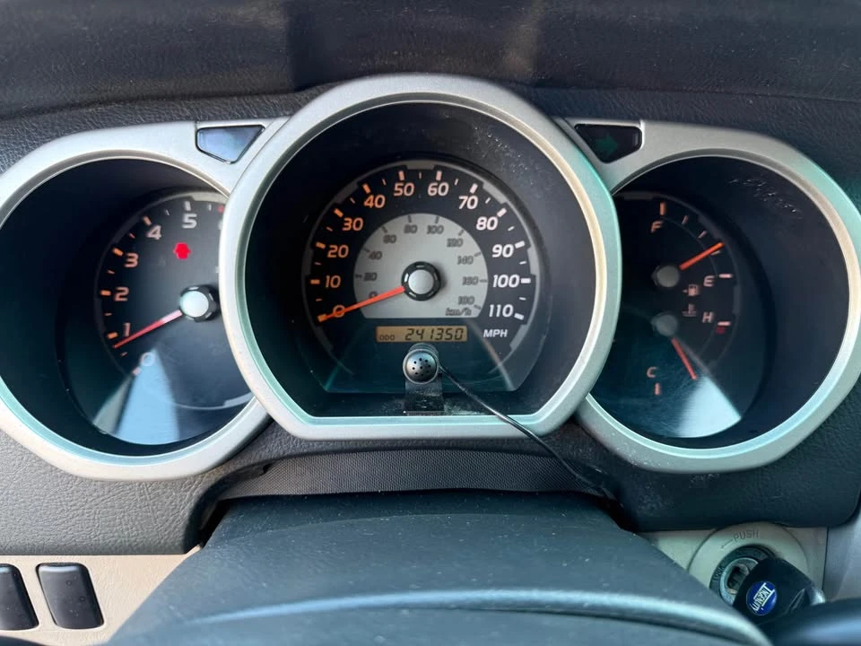 2005 Toyota 4Runner 4th Gen - Image 10 of 20