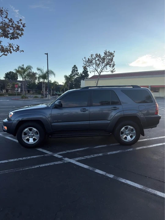2005 Toyota 4Runner 4th Gen - Image 4 of 12