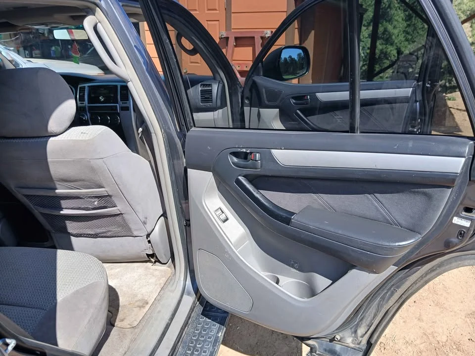 2005 Toyota 4Runner 4th Gen - Image 6 of 19