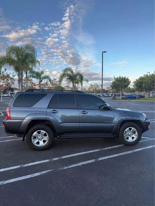 2005 Toyota 4Runner 4th Gen - Image 5 of 12