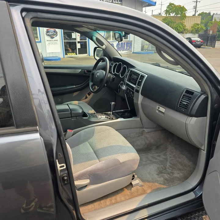2005 Toyota 4Runner 4th Gen - Image 10 of 14