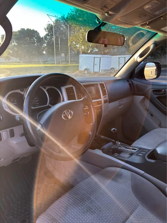 2005 Toyota 4Runner 4th Gen - Image 9 of 15
