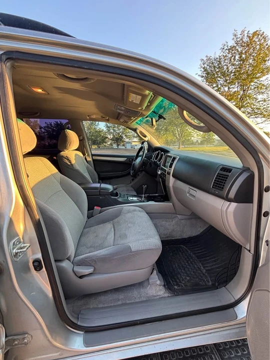 2005 Toyota 4Runner 4th Gen - Image 13 of 15