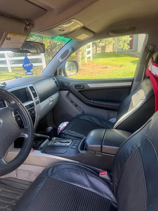 2005 Toyota 4Runner 4th Gen - Image 3 of 8