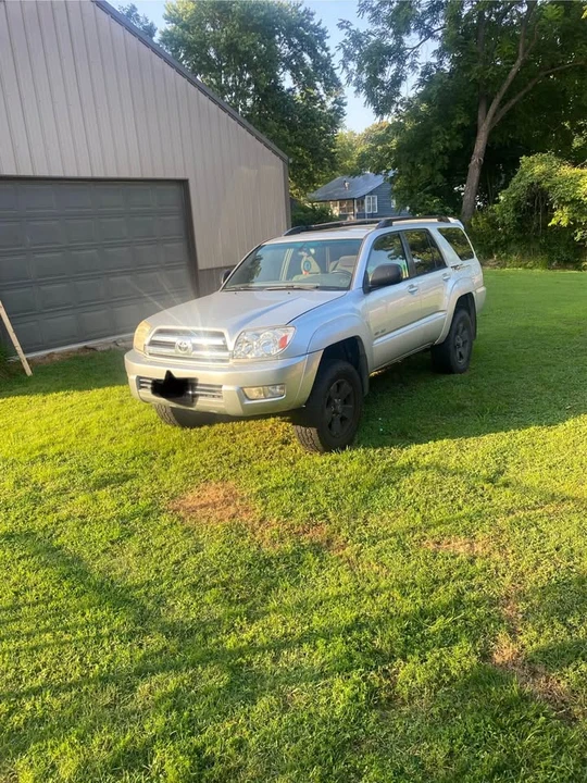 2005 Toyota 4Runner 4th Gen - Image 2 of 4