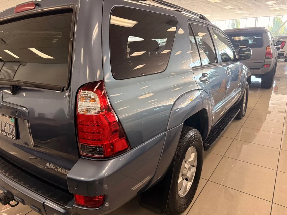 2005 Toyota 4Runner 4th Gen - Image 5 of 17